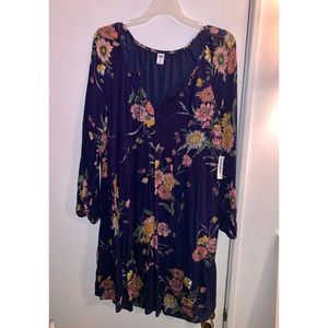 Old Navy NWT Floral Long-Sleeved Dress size XL